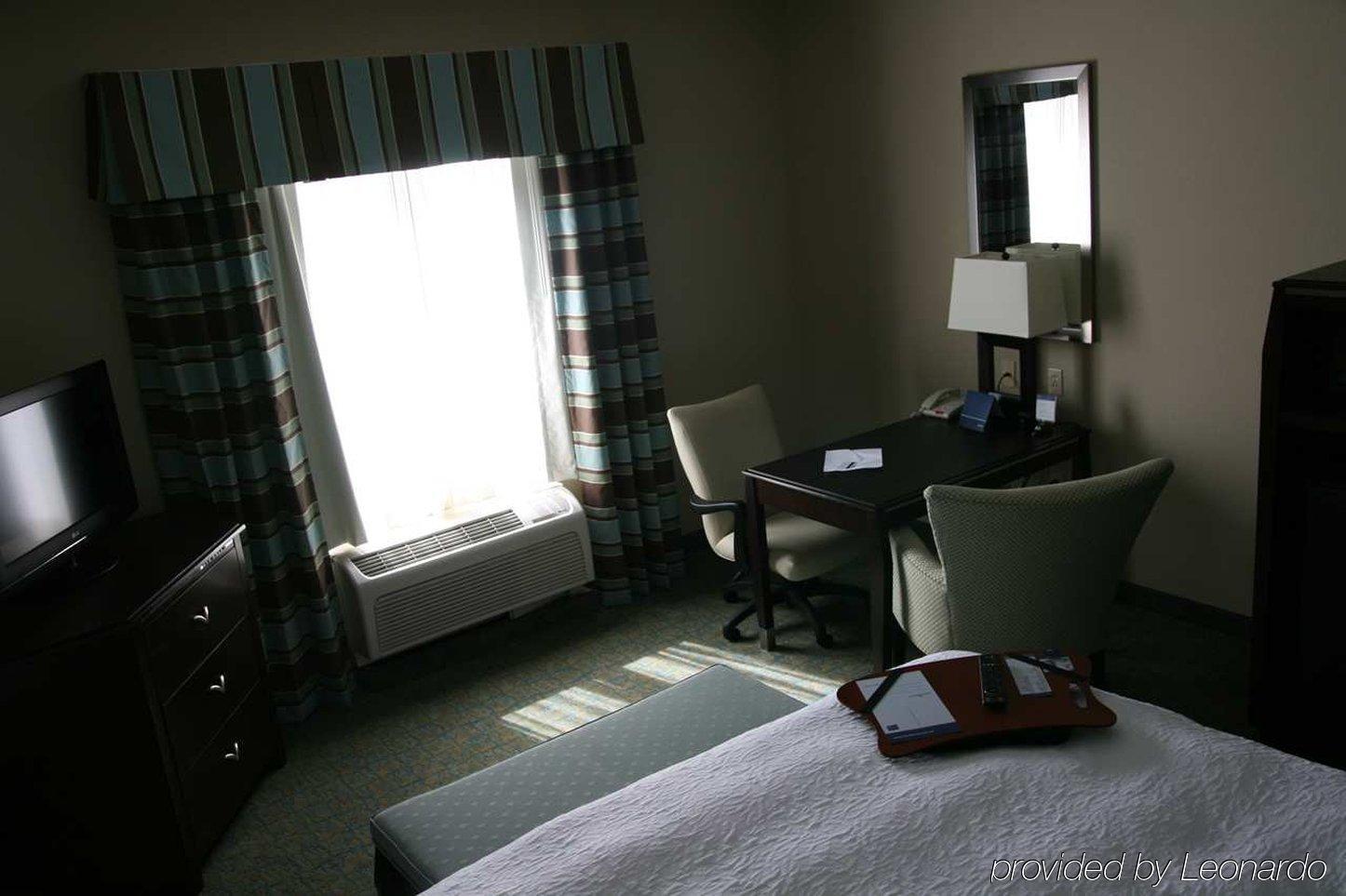 Hampton Inn & Suites Crawfordsville Phòng bức ảnh
